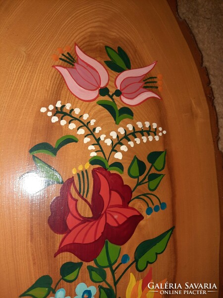 Wooden mural/wall decoration, hand-painted with a Kalocsa pattern
