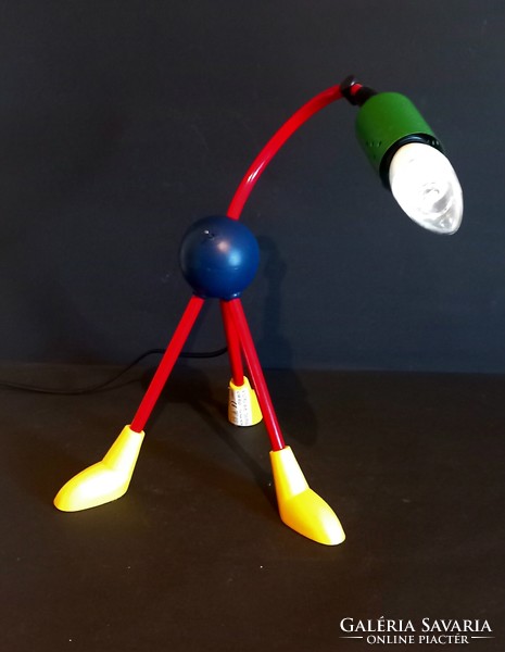 Iconic tripod table lamp design negotiable