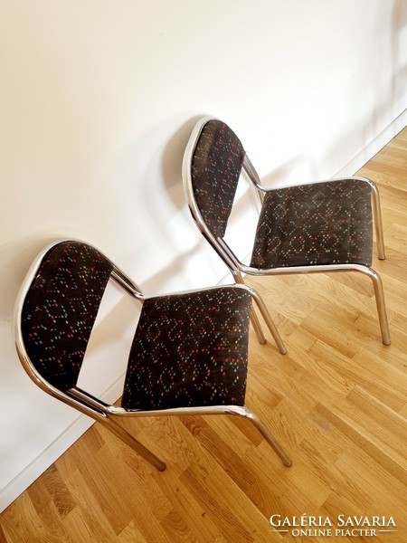 Bauhaus style tubular chairs