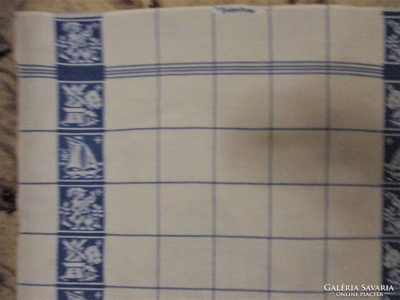 Kitchen cloth made of strong material with hunter, windmill and boat pattern, kitchen towel