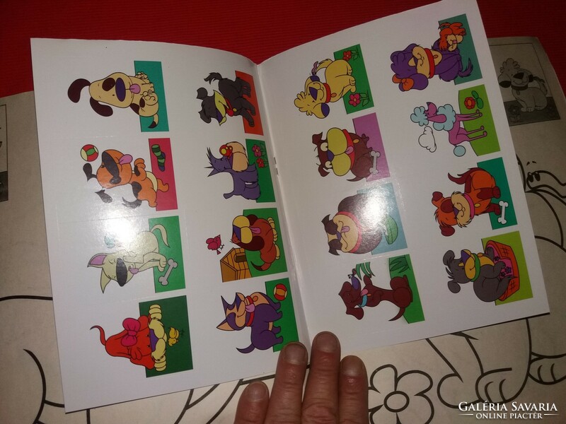 Gyermek MAXI COLOUR kifestő foglalkoztató  füzet könyv KUTYÁK matricákkal a szerinti állapot
