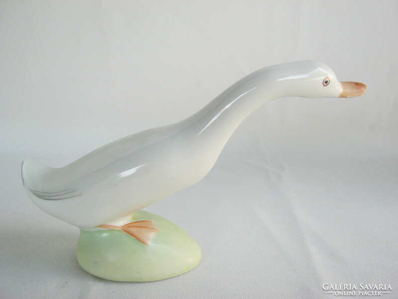 Aquincum porcelain goose