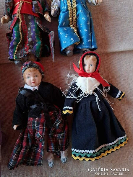 Dolls with porcelain heads, nostalgia porcelains with porcelain heads