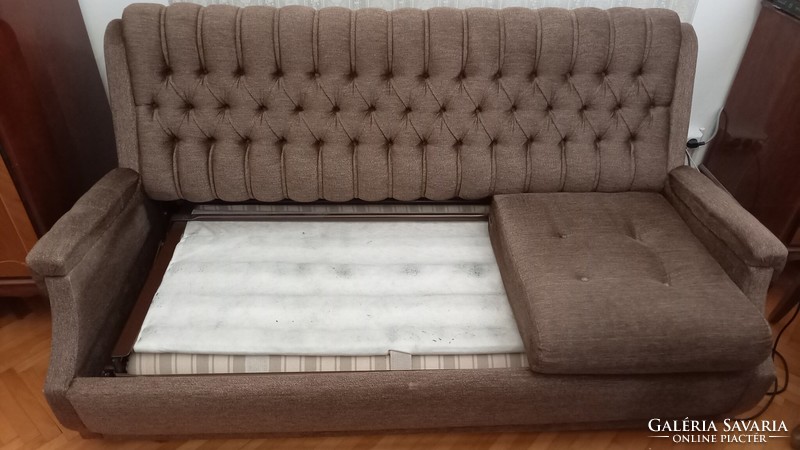 Sofa bed with two armchairs