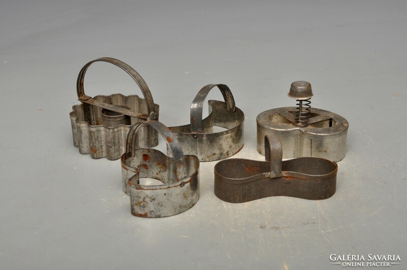 Antique confectionary tools package, 5 pieces, cookie cutter, dough press mold.