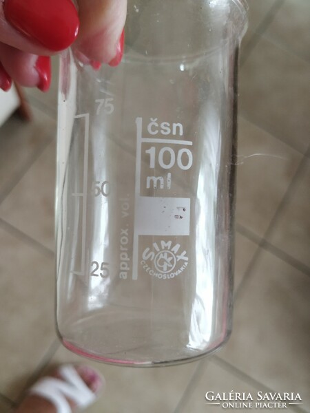 Czeszlovak glass 100 ml, measuring device, flask, 3 pieces for sale!
