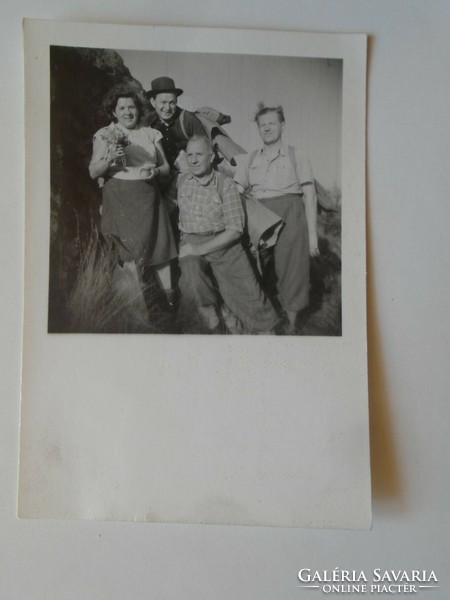 D197027   Régi fotó  Börzsönyi túra  -  Túrázó csoport 1958