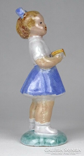 1N733 little girl reciting ceramic little girl ceramic figurine 14.7 Cm