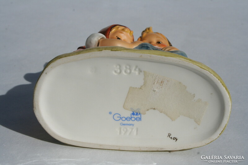 Goebel Hummel +Easter Time+ porcelán szobor (384-es modell) hibátlan állapotban 1971-ből