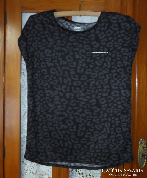 Women's short-sleeved T-shirt: black, patterned (ergee)