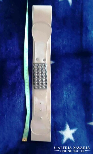 Belt for sale, new, with metal buckle