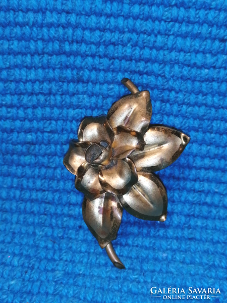 Antique gold rose brooch (337)