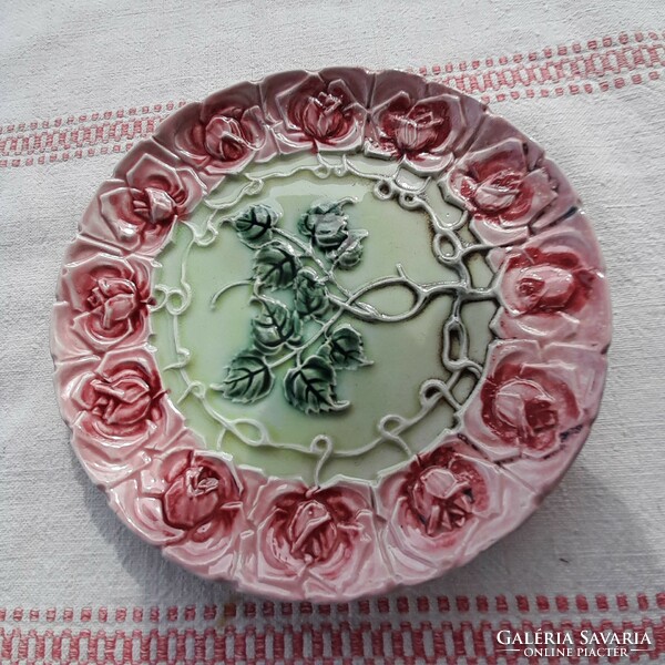 SCHÜTZ BLANSKO (1870 -1900) rózsás majolika sütemény kínáló + 6 db süteményes tányér készletben