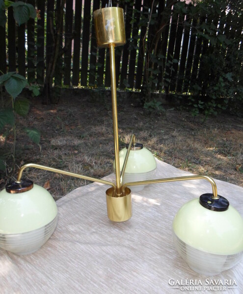 Háromágú retro csillár, lámpa üveg búrával