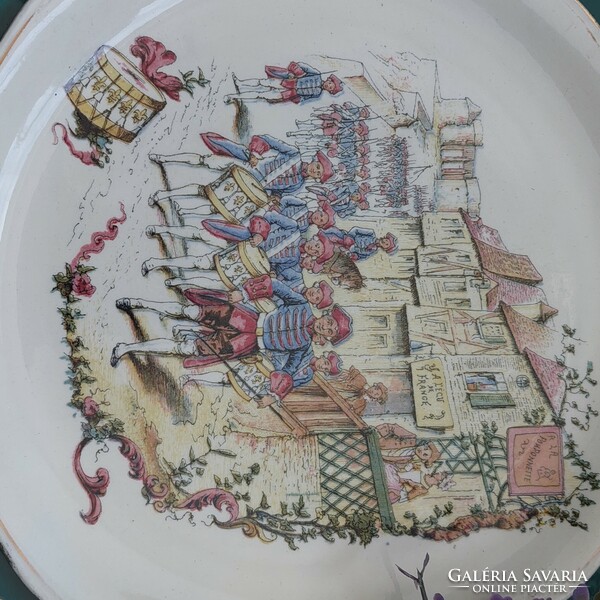 French faience dinner plate
