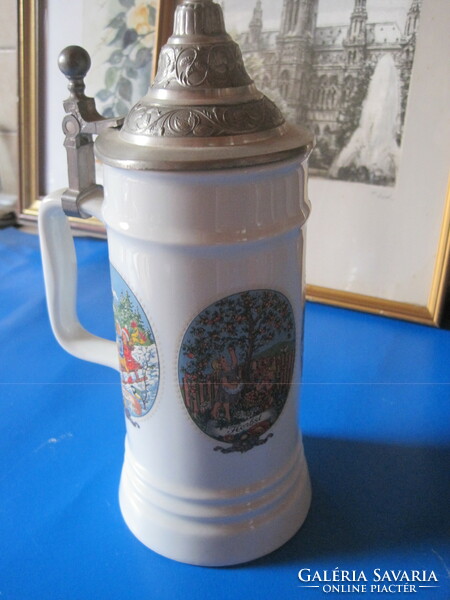 Porcelain beer mug with tin lid!