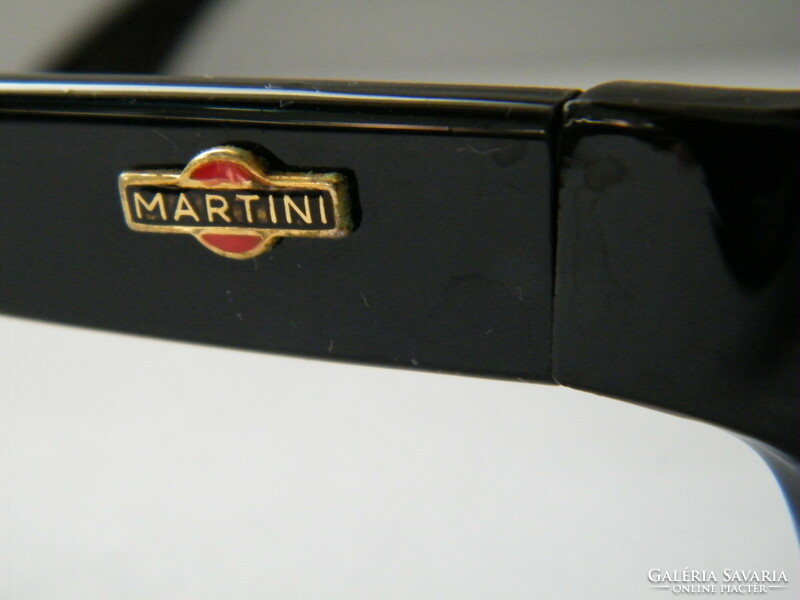 Vintage martini sunglasses