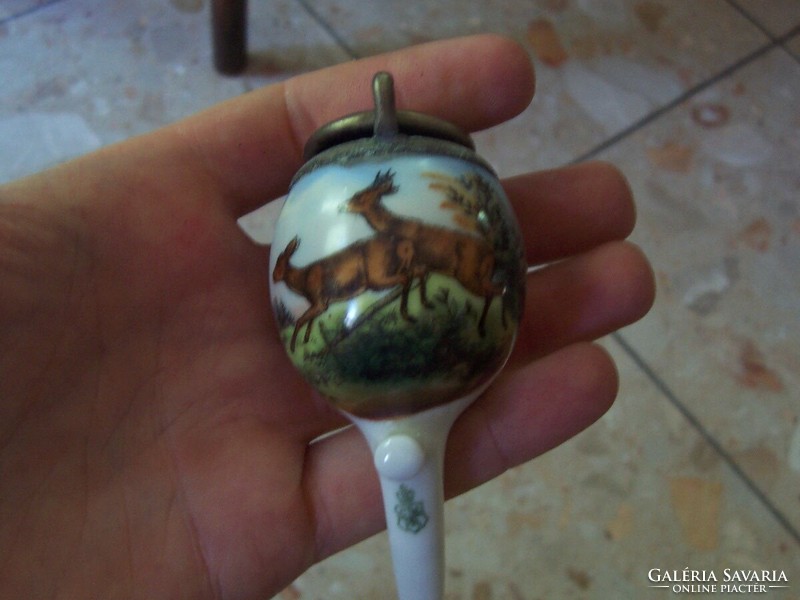 Antique porcelain pipe head