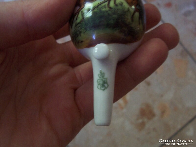 Antique porcelain pipe head