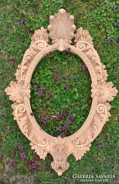 Carved mirror frame or picture frame