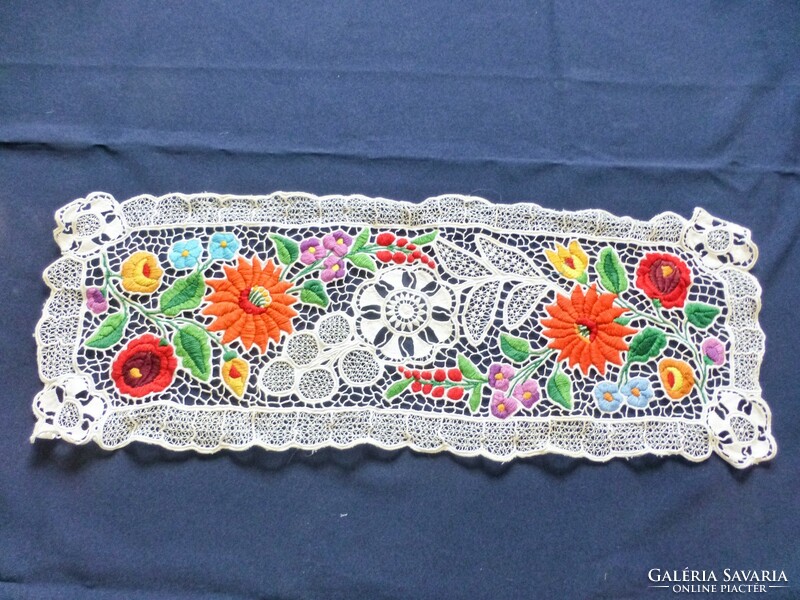 Kalocsa tablecloth, embroidered lace tablecloth