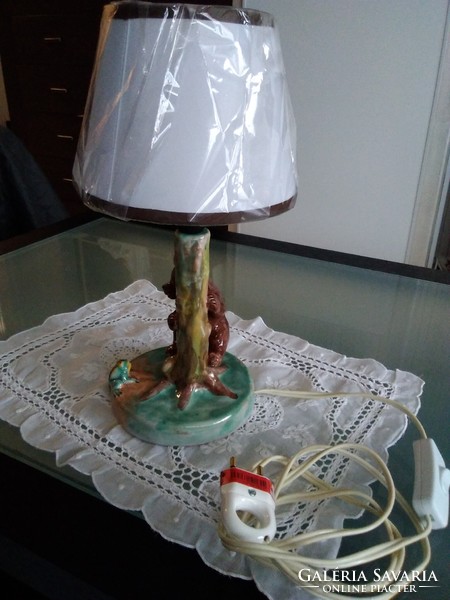 Ceramic lamp with a bear running away from a small frog, beautiful colors, new hood.