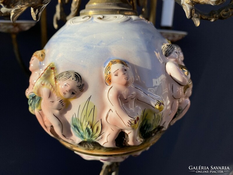 Capodimonte putto chandelier, gold-plated.