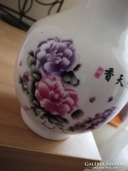 Kínai porcelán váza 15,5 cm