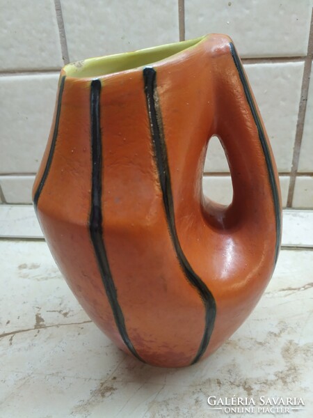 Tófej ritkább fazonú, csíkos váza, 18 cm eladó!