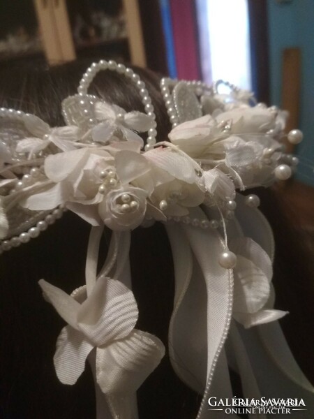 Beautiful headpiece for first communion or anything