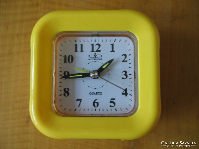 Bright yellow rui wang alarm clock