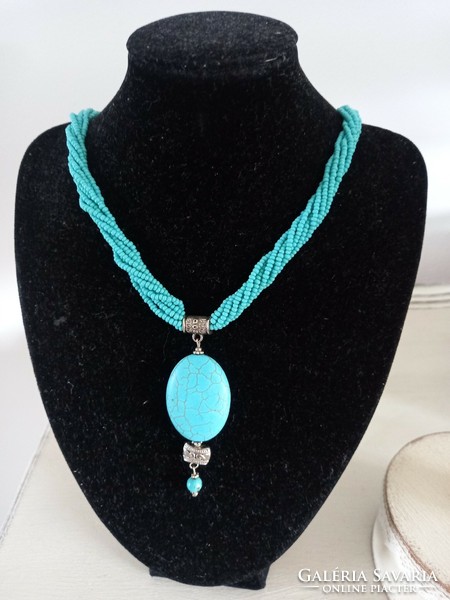 Beautiful turquoise collars