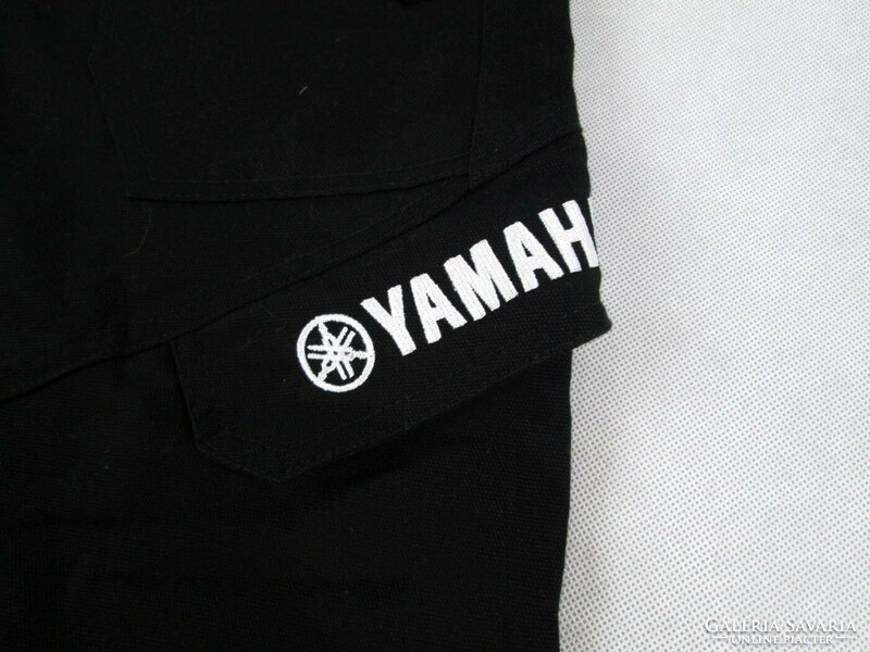 Original yamaha (size 44) men's cargo shorts / knee breeches