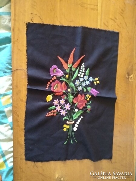 Kalocsa embroidery, 47x32.5 cm, negotiable