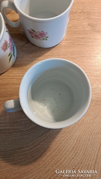 Virágmintás Zsolnay hibás retro kakaós/teás csészék,bögrék