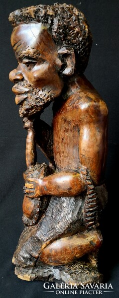 Dt/352. – Hand-carved African wooden sculpture