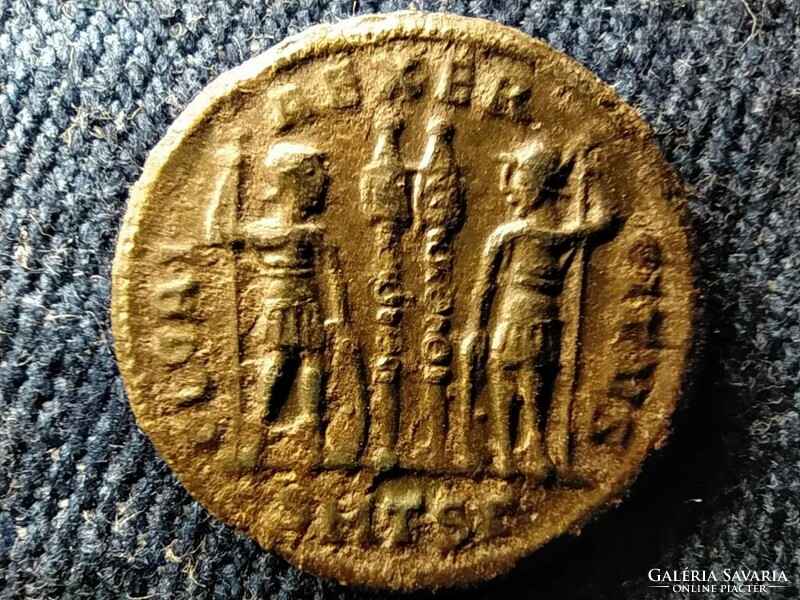 Roman Empire II. Constantine (337-340) follis gloria exercitvs smtsg (id56161)