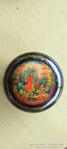 Palekh ékszertartó