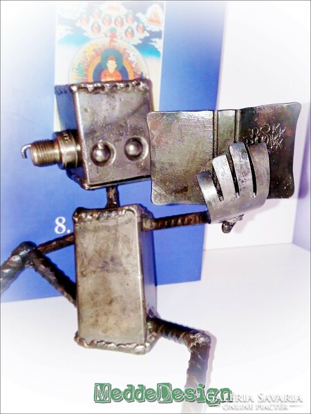 MeddeDesign BookBot Robot Könyvtámasz - kisplasztika, fémszobor