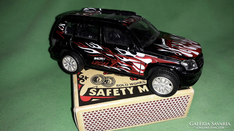 Very nice quality metal chrysler jeep grand cherokee pull back toy small car 1:43 as shown in the pictures