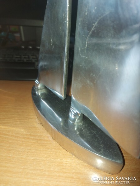 Aluminum sailboat, art-deco, in very nice condition, 36x18 cm