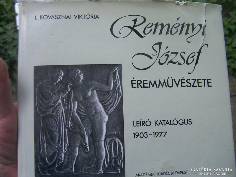 József Reményi's medal art (descriptive catalog 1903-1977)
