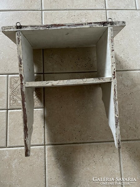 Very old, very good shape, small Transylvanian peasant shelf, wall holder, in good condition