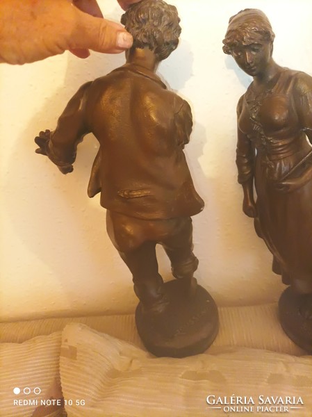 Victor Rousseau  szobor pár