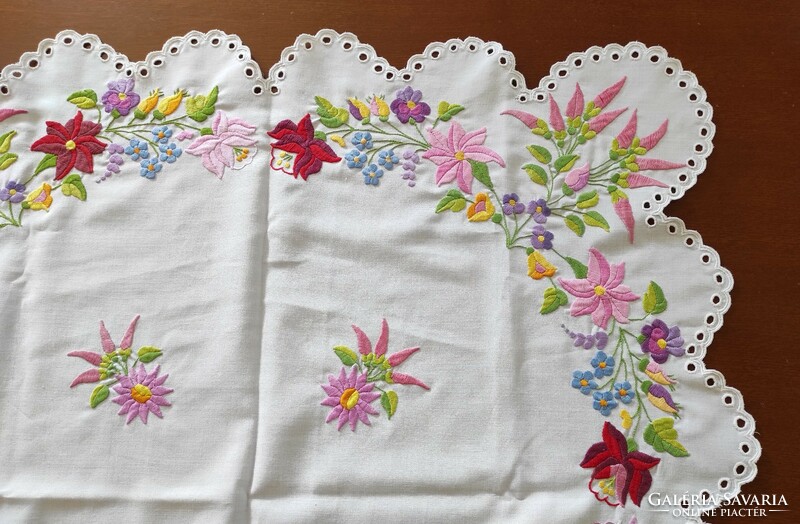 Large embroidered tablecloth from Kalocsa for sale