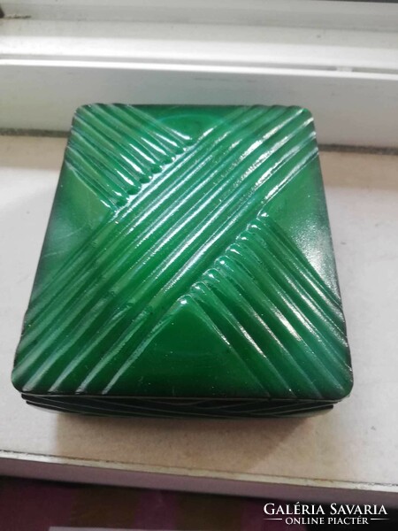 Zöld  malachit üveg bonbonier