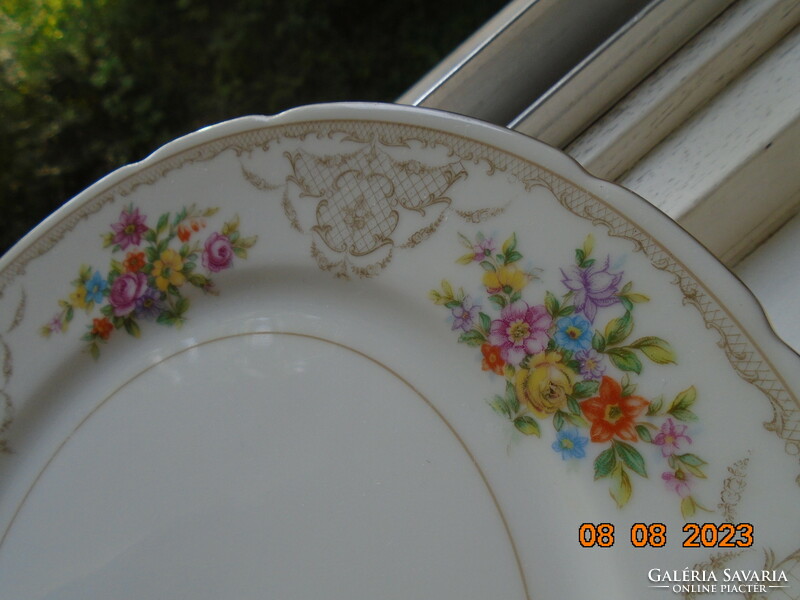Antik színes virágcsokros és barokk rózsafűzéres zománc rácsmintás jelzett süteményes tányér