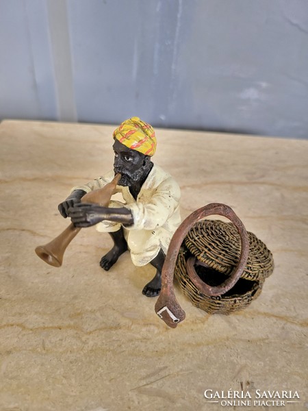 Viennese Arab scene snake charmer bronze statue