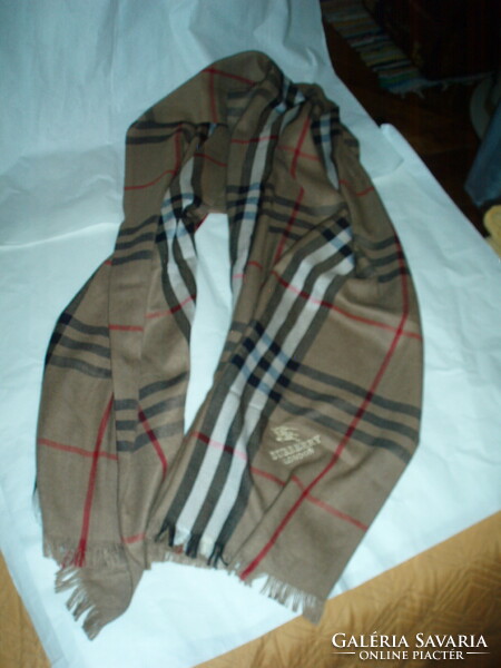 Vintage burberry women's cashmere scarf