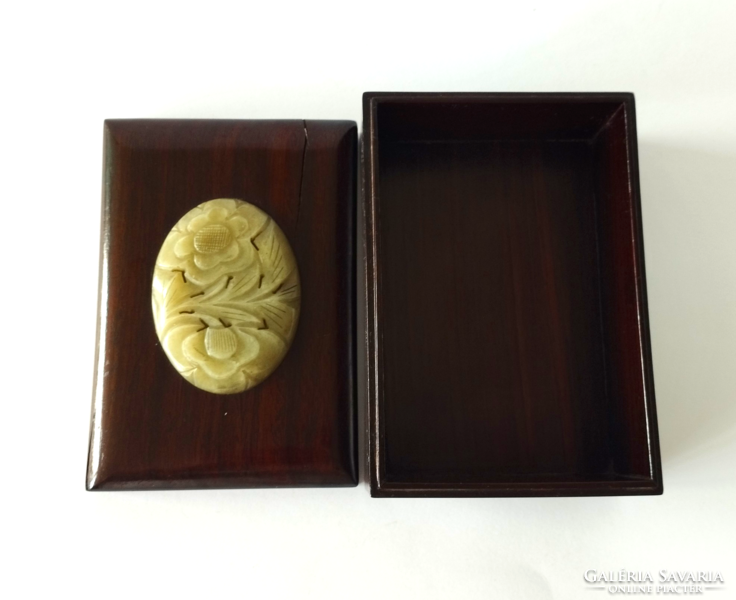 Vintage rosewood jewelry box with carved convex jade inlay